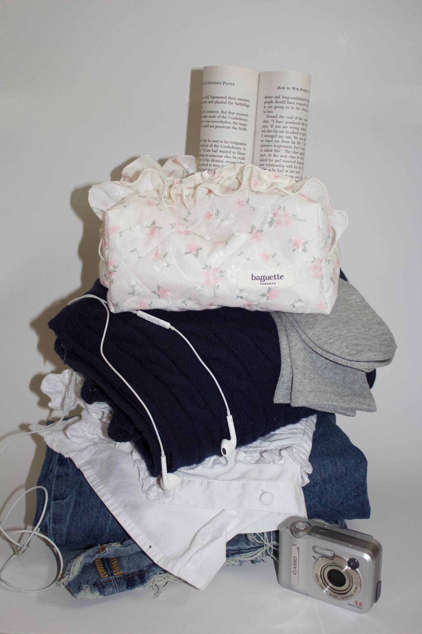 Embroidered Sakura Ruffles Pouch